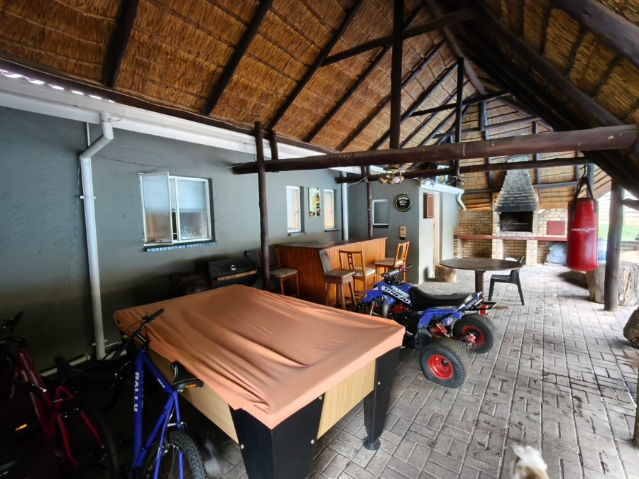 4 Bedroom Property for Sale in Safari Gardens North West